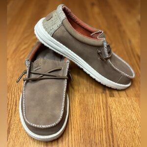 Hey Dude Wally Youth Craft Leather slip on shoes